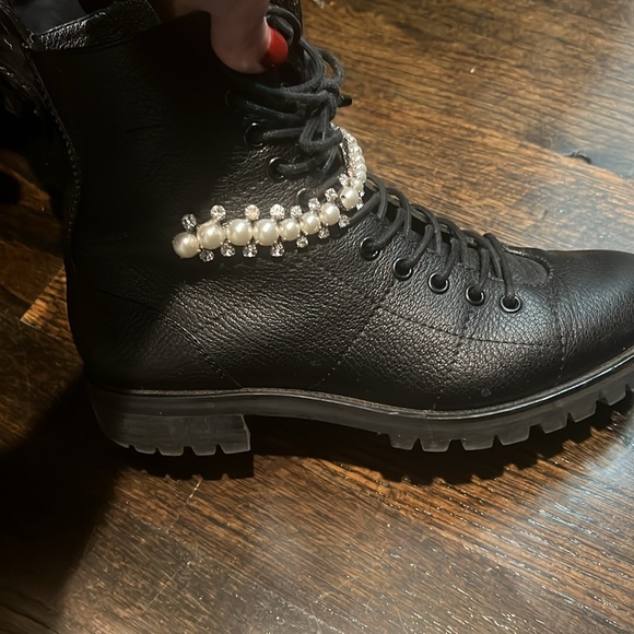 Authentic Jimmy Choo Cruz Flat Ankle boot Pearl & Crystal EU 38.5 US 38.5🍂🍁❄️ - Picture 3 of 5